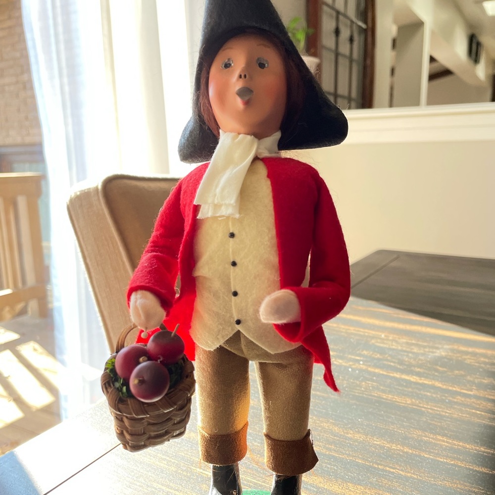 Byers Choice 2010 Equestrian Boy Caroler